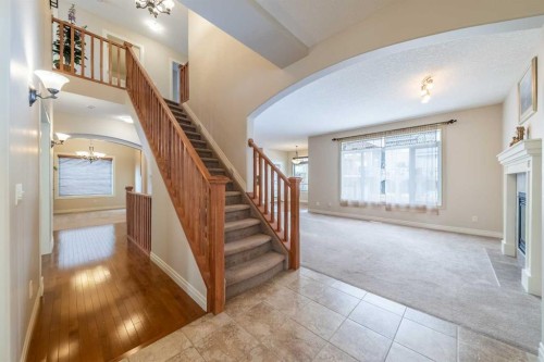 107 Panatella Close Nw, Calgary, AB - Indoor Photo Showing Other Room