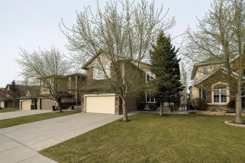 107 Panatella Close Nw, Calgary, AB - Outdoor