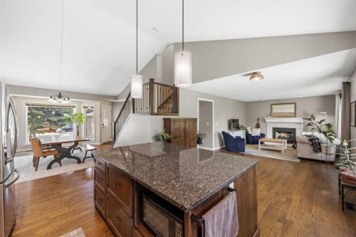 17 Sunset Crescent, Okotoks, AB 
