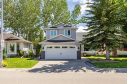 17 Sunset Crescent Okotoks, AB T1S 1M6