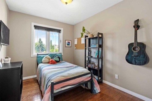 17 Sunset Crescent, Okotoks, AB 