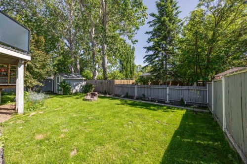 17 Sunset Crescent, Okotoks, AB 