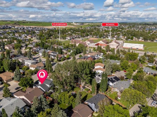 17 Sunset Crescent, Okotoks, AB 