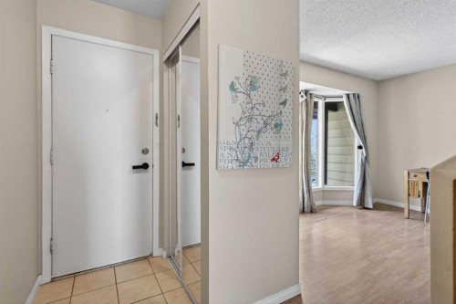 42 Berwick Rise Nw, Calgary, AB 