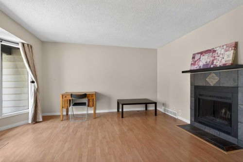 42 Berwick Rise Nw, Calgary, AB 