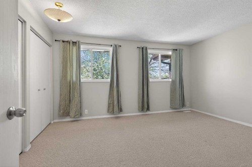 42 Berwick Rise Nw, Calgary, AB 