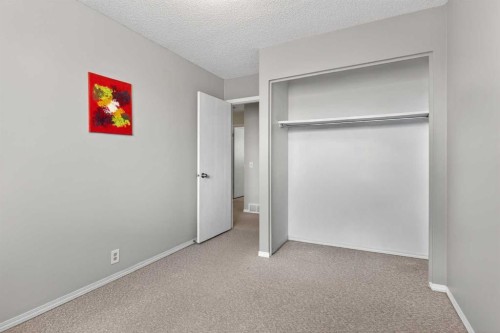42 Berwick Rise Nw, Calgary, AB 