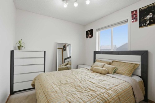7816 Martha'S Haven Park Ne, Calgary, AB - Indoor Photo Showing Bedroom