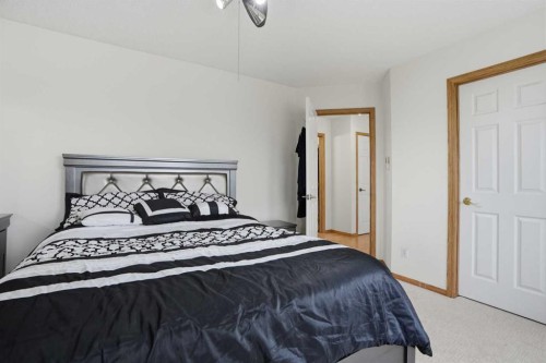 7816 Martha'S Haven Park Ne, Calgary, AB - Indoor Photo Showing Bedroom