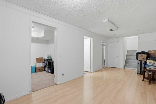 7816 Martha'S Haven Park Ne, Calgary, AB - Indoor Photo Showing Other Room