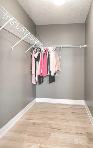 10514 Rockyledge Street Nw, Calgary, AB - Indoor With Storage