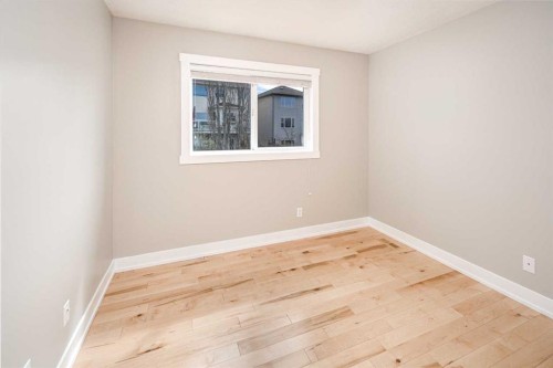 10514 Rockyledge Street Nw, Calgary, AB - Indoor Photo Showing Other Room