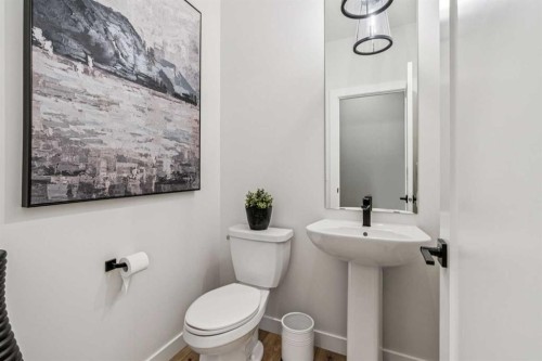 220 Precedence View, Cochrane, AB - Indoor Photo Showing Bathroom