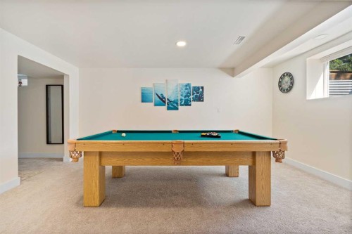 3912 40 Avenue Nw, Calgary, AB - Indoor Photo Showing Other Room