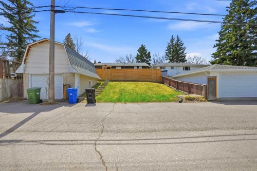3912 40 Avenue Nw, Calgary, AB - Outdoor