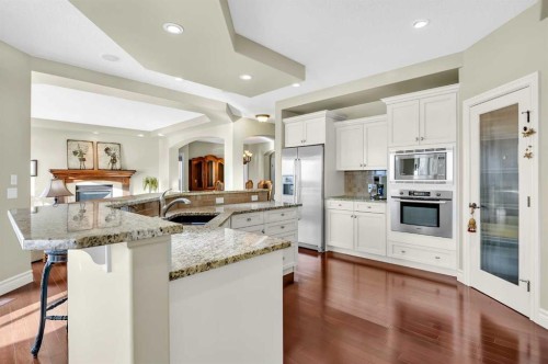 106 Cranleigh Terrace Se, Calgary, AB - Indoor Photo Showing Kitchen With Upgraded Kitchen