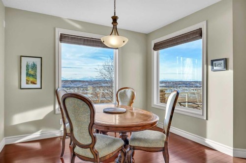 106 Cranleigh Terrace Se, Calgary, AB - Indoor Photo Showing Dining Room