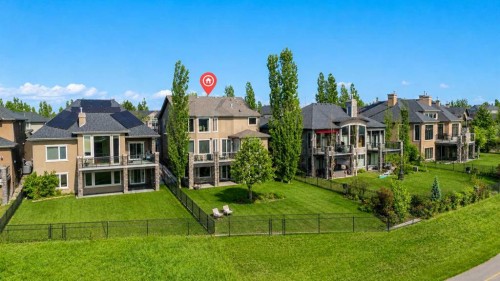 106 Cranleigh Terrace Se, Calgary, AB - Outdoor