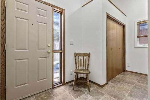 815 3 Street Sw, High River, AB - Indoor Photo Showing Other Room