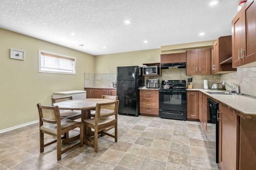 815 3 Street Sw, High River, AB - Indoor