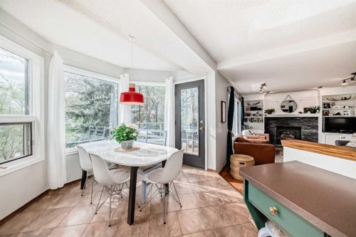 292 Waterstone Crescent Se, Airdrie, AB - Indoor Photo Showing Dining Room