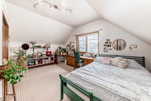292 Waterstone Crescent Se, Airdrie, AB - Indoor Photo Showing Bedroom