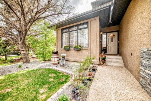 292 Waterstone Crescent Se, Airdrie, AB - Outdoor