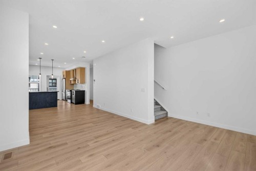 619 Mahogany Road Se, Calgary, AB - Indoor Photo Showing Other Room