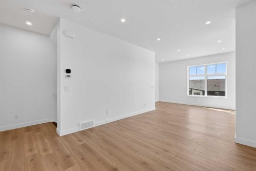 619 Mahogany Road Se, Calgary, AB - Indoor Photo Showing Other Room