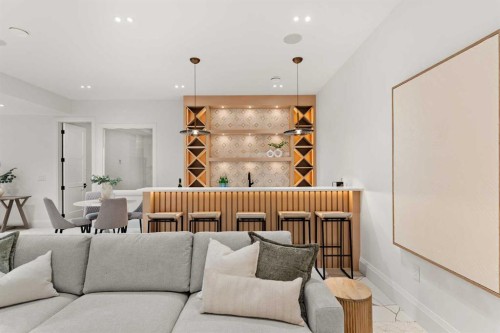 1328 7A Street Nw, Calgary, AB - Indoor Photo Showing Living Room