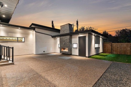 1328 7A Street Nw, Calgary, AB - Outdoor With Exterior