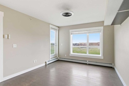 7410-302 Skyview Ranch Drive Ne, Calgary, AB - Indoor Photo Showing Other Room