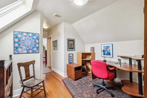 515 7 Street Ne, Calgary, AB - Indoor Photo Showing Office