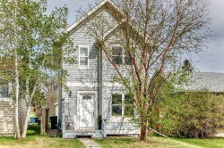 7608 21 Street SE Calgary, AB T2C 0V5