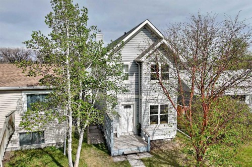 7608 21 Street Se, Calgary, AB - Outdoor