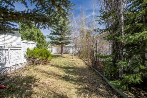 19 Noblefern Way, Sundre, AB - Outdoor