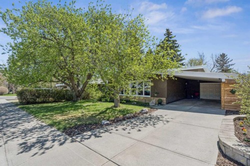 1043 32 Avenue Nw, Calgary, AB - Outdoor