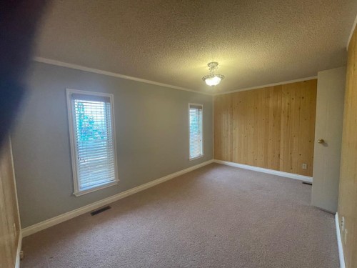 12 Westover Crescent, Claresholm, AB - Indoor Photo Showing Other Room
