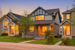 646 Everridge Drive SW Calgary, AB T2Y 4W5