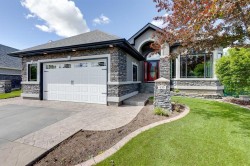 133 Valley Creek Place NW Calgary, AB T3V 5B1