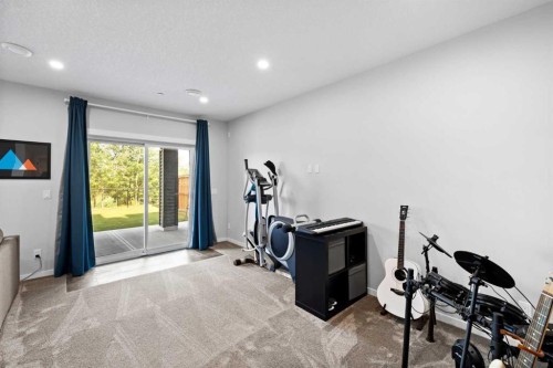 223 Howse Drive Ne, Calgary, AB - Indoor