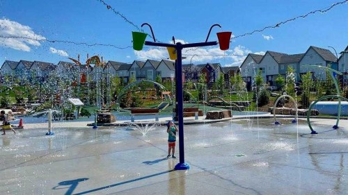 223 Howse Drive Ne, Calgary, AB - Outdoor