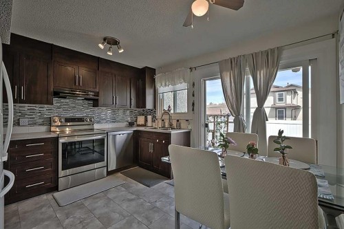 72 Deerpoint Road Se, Calgary, AB - Indoor Photo Showing Kitchen