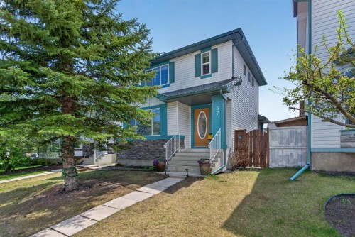 57 Bridlewood Manor Sw, Calgary, AB - Outdoor