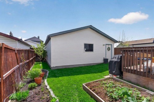 57 Bridlewood Manor Sw, Calgary, AB - Outdoor With Exterior