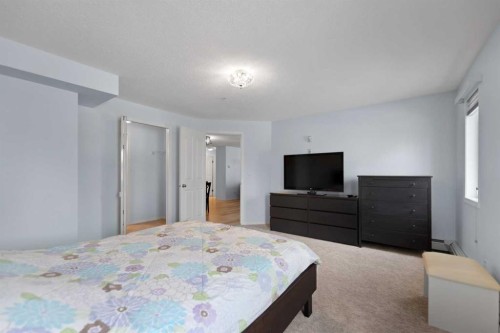 2219-2600 66 Ne, Calgary, AB - Indoor Photo Showing Bedroom