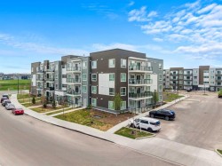 2213-33 Carringham Gate NWCalgary, AB T3P 2H6