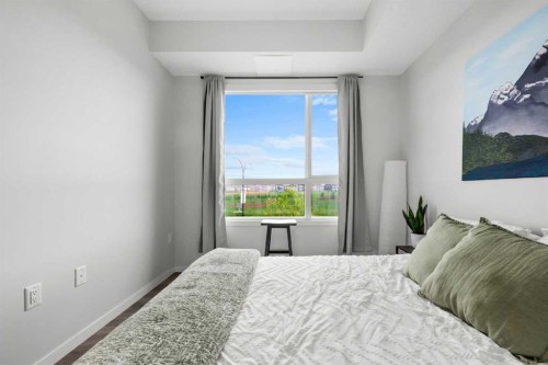 2213-33 Carringham Gate Nw, Calgary, AB - Indoor Photo Showing Bedroom