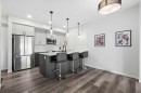 2213-33 Carringham Gate Nw, Calgary, AB  - Indoor Photo Showing Kitchen With Upgraded Kitchen 