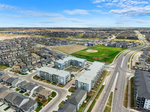 2213-33 Carringham Gate Nw, Calgary, AB - Outdoor With View